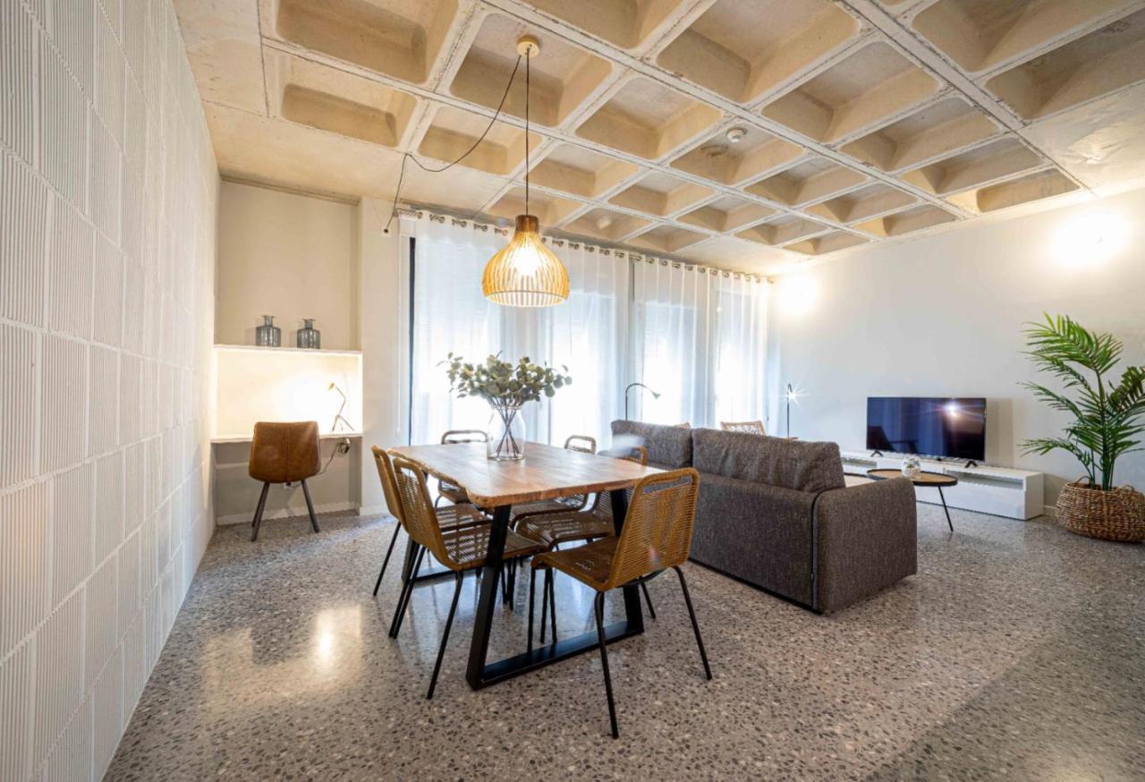 Barcelona Touch Apartments - Rosich Л'Успіталет-да-Любрагат Екстер'єр фото
