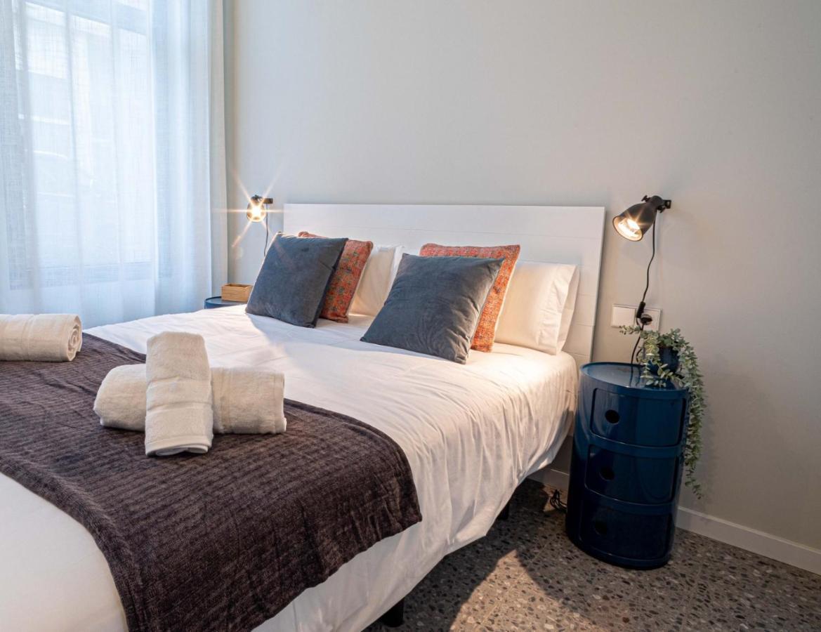 Barcelona Touch Apartments - Rosich Л'Успіталет-да-Любрагат Екстер'єр фото