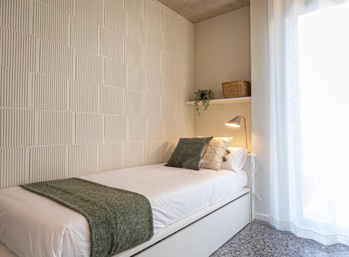 Barcelona Touch Apartments - Rosich Л'Успіталет-да-Любрагат Екстер'єр фото