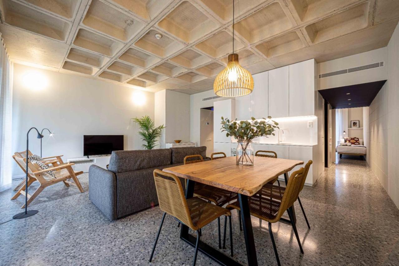 Barcelona Touch Apartments - Rosich Л'Успіталет-да-Любрагат Екстер'єр фото